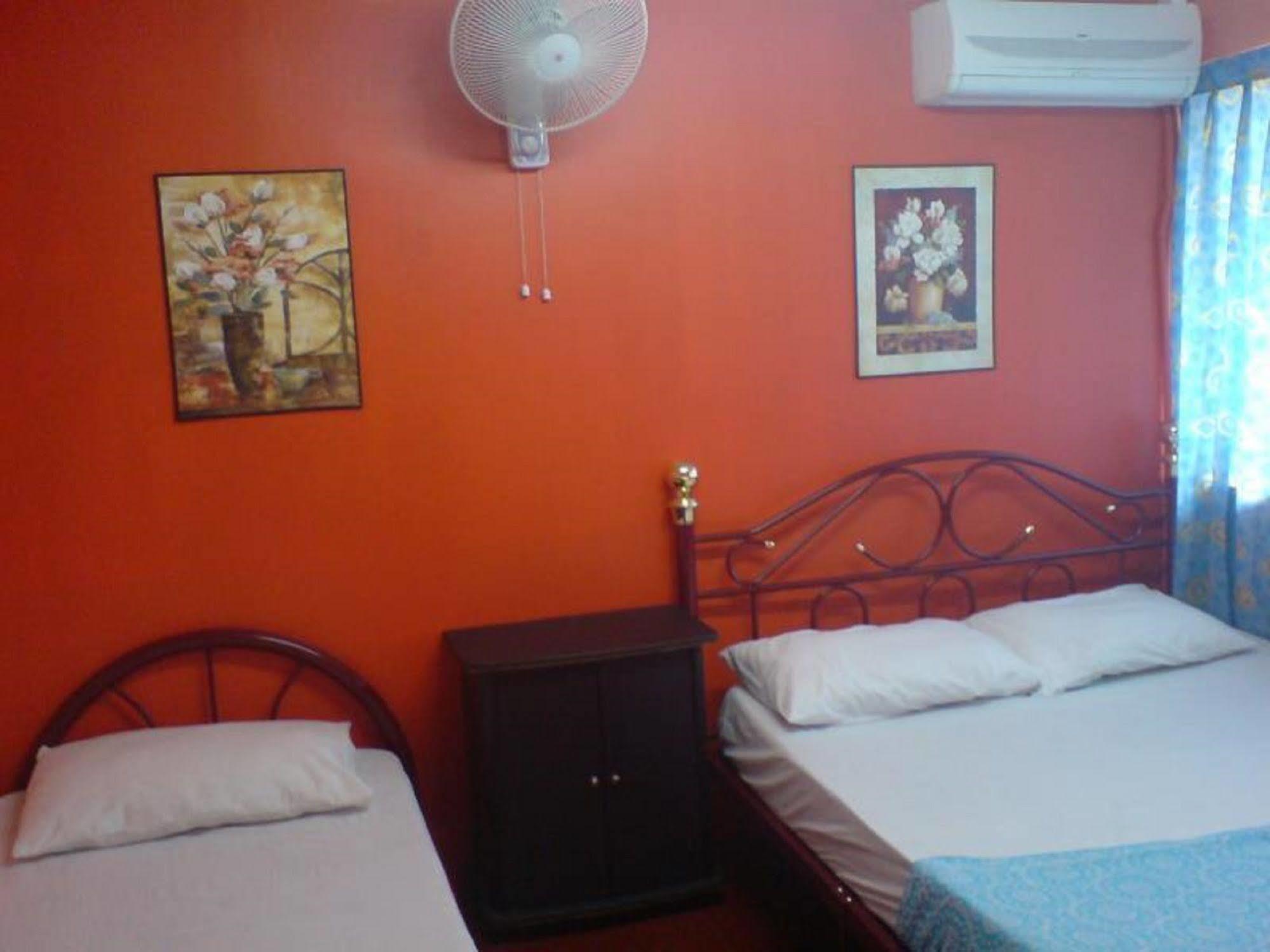 Stay In Lodge Kota Kinabalu Ngoại thất bức ảnh