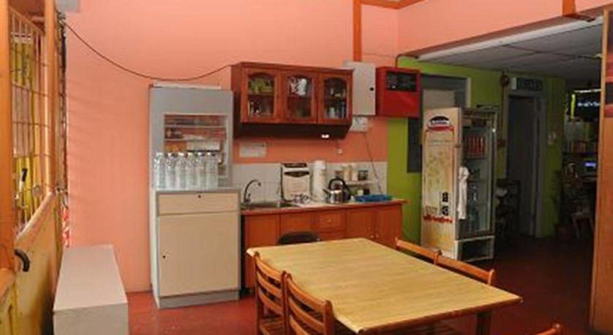 Stay In Lodge Kota Kinabalu Ngoại thất bức ảnh